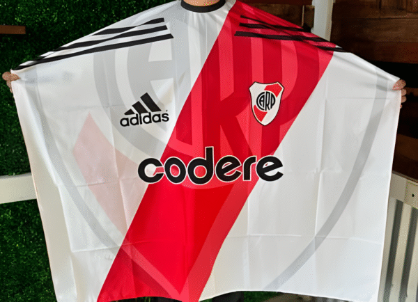 Capas Sire Full Est. River C/Gancho